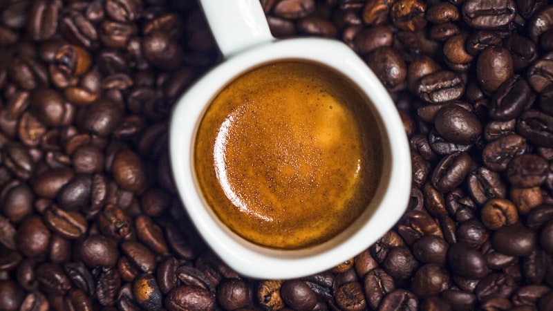 マグカップのコーヒー