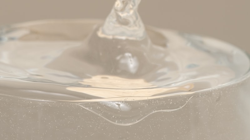 液体が入ったグラス