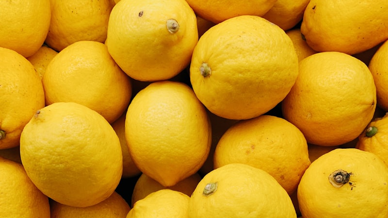 新鮮なレモンのスライス